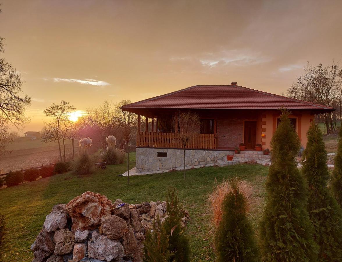 Kuca Za Uzivanje Валево Экстерьер фото